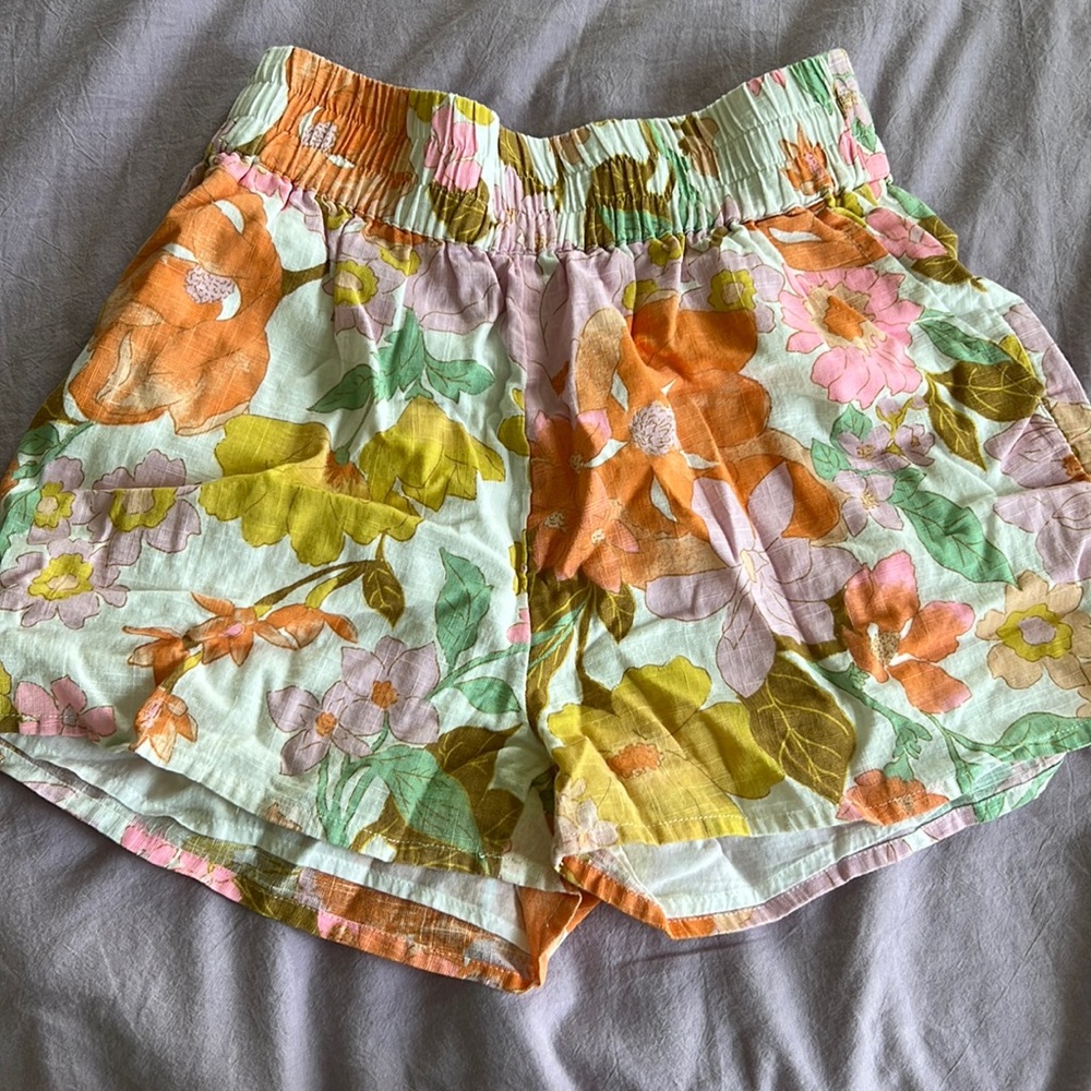 Billabong linen shorts